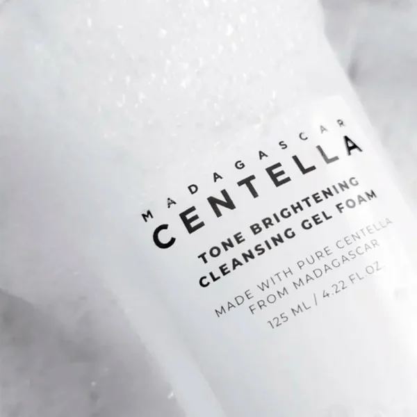 skin1004-madagascar-centella-tone-brightening-cleansing-gel-foam-125ml-pic-5