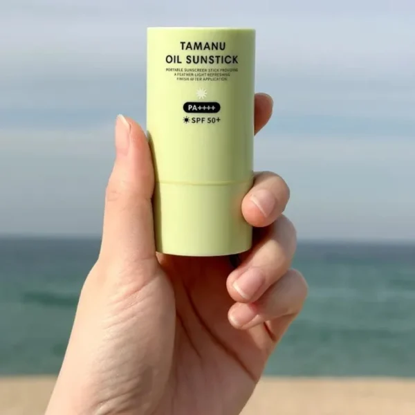 lador-tamanu-oil-sunstick-spf50-pa-21g-pic-1