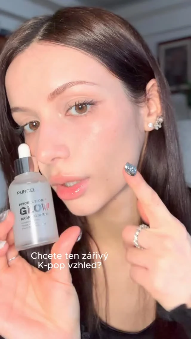 @purcell.global Pixcell Biom Glow Barrier Serum dodává pleti zdravý, přirozený lesk.✨Zlepšuje elasticitu a podporuje kožní bariéru, takže pleť působí zářivě a svěže.

#skinguru24 #koreanmakeup #koreanskincare #glassskin #kpopmakeup